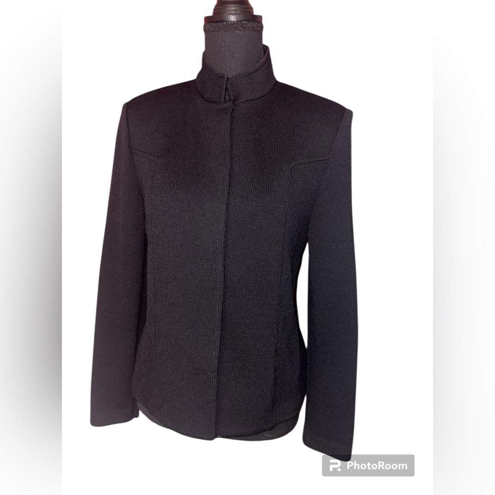 St. John Basic Santana  knit jacket SZ 6 VTG Black Shoulder Pads